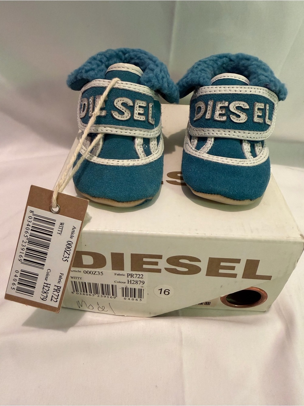 NWT Diesel Witty Teal Suede Sherpa Crib Booties Size 16 EU Newborn Infant
